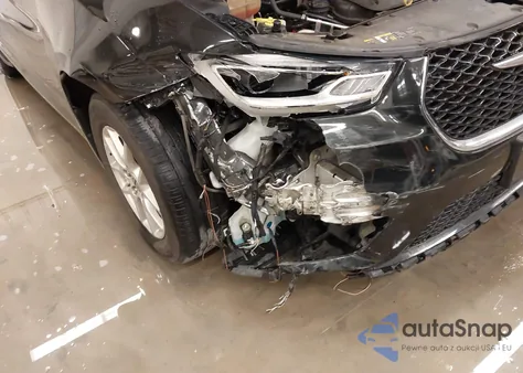 2022 Chrysler Pacifica Touring L из США, поврежденный, VIN 2C4RC1BG6NR153638